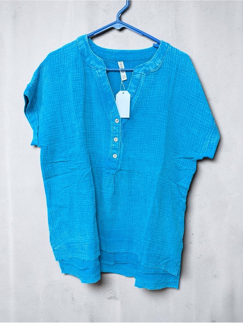 Short-Sleeve Tunic Top in Bright Aqua Blue